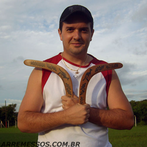 Nóra - Arremessos Bumerangues